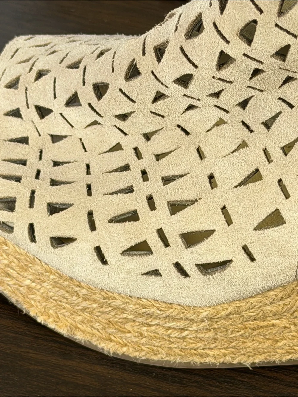 Marc Fisher Beige Suede Espadrille Wedge Sandals Size 10